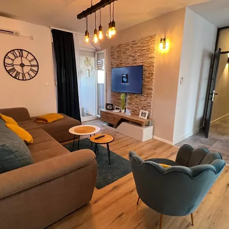 아파트 The View *