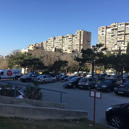 The View ספליט